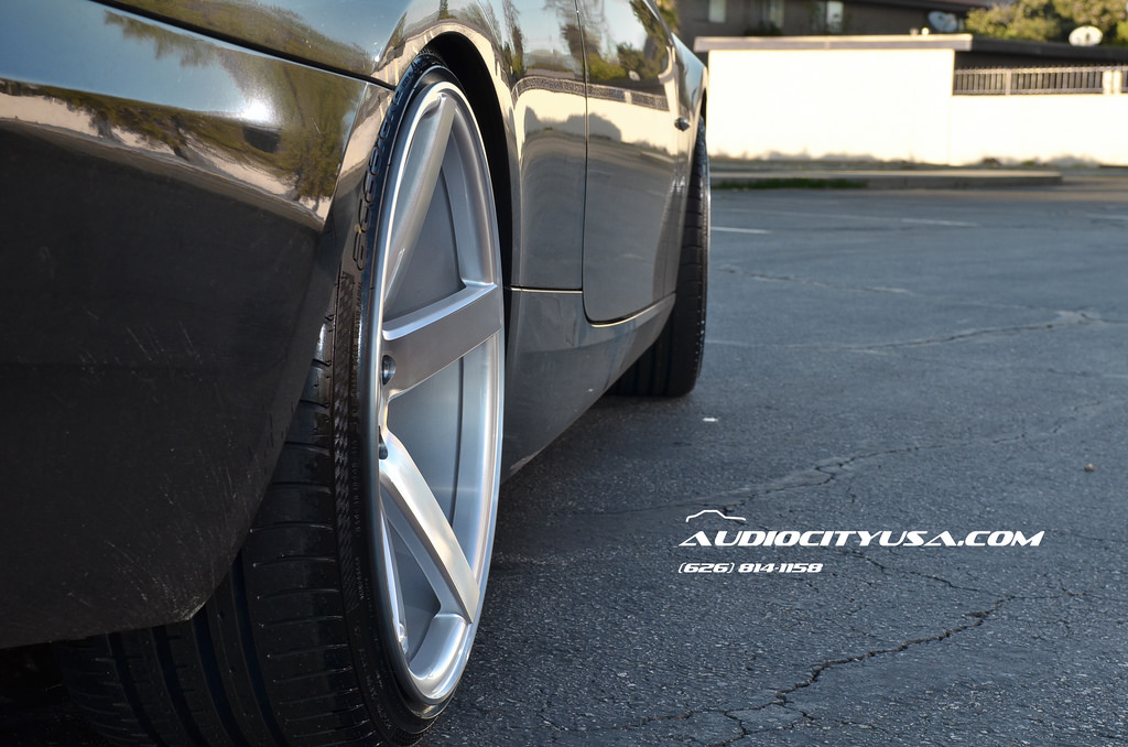 2010 BMW 335 photo
