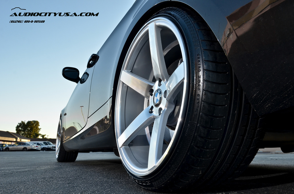 2010 BMW 335 photo