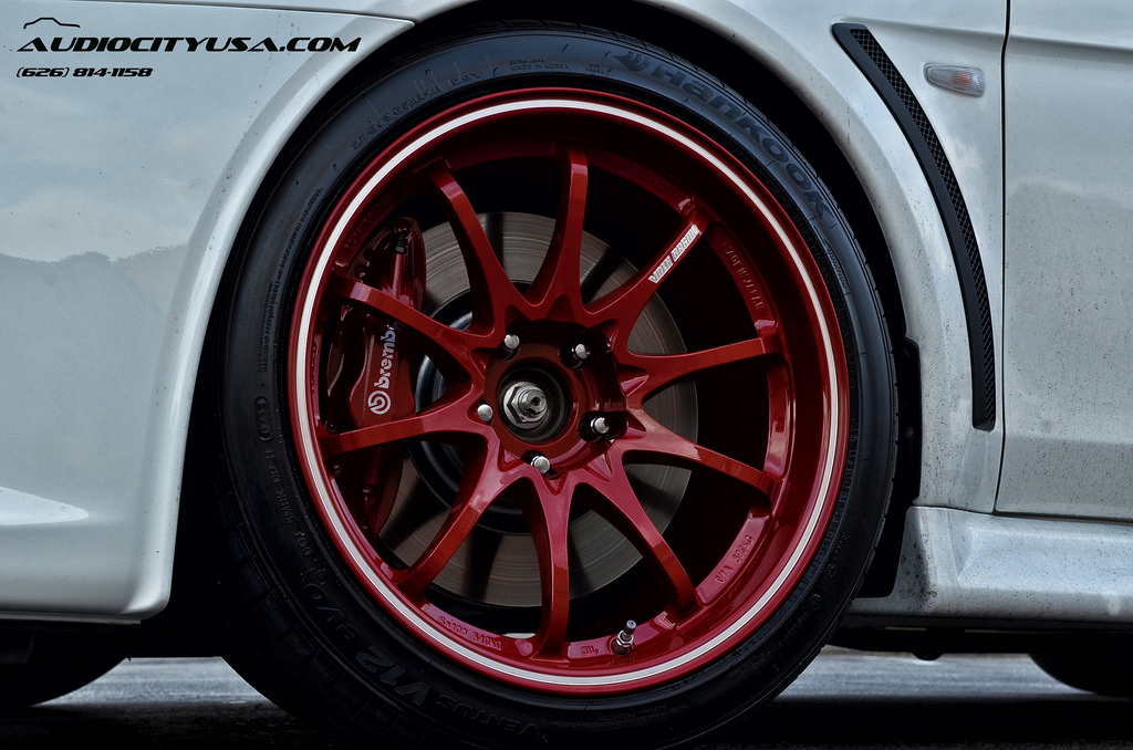 2014 Mitsubishi Lancer Evolution photo