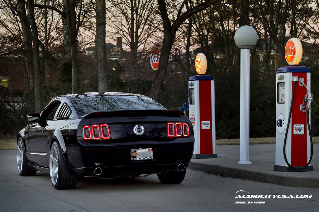 2007 Ford Mustang photo