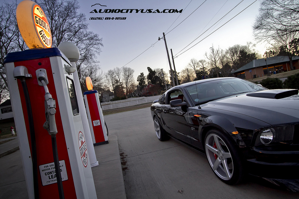 2007 Ford Mustang photo