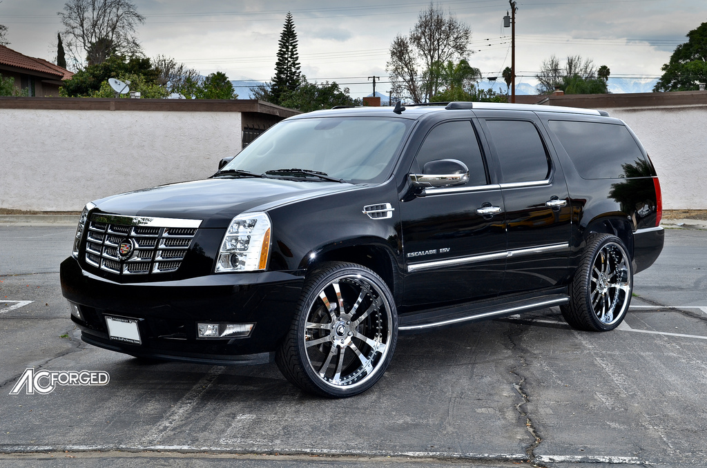 2013 Cadillac Escalade ESV photo