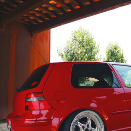 2003 Volkswagen Golf