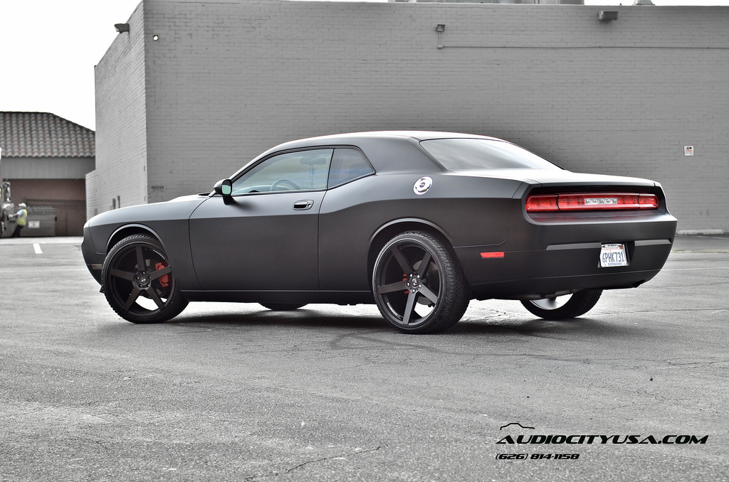 2012 Dodge Challenger photo