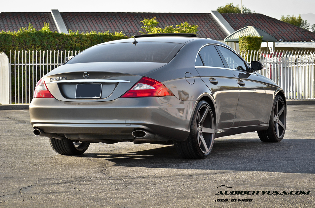 2010 Mercedes-Benz CLS-Class photo