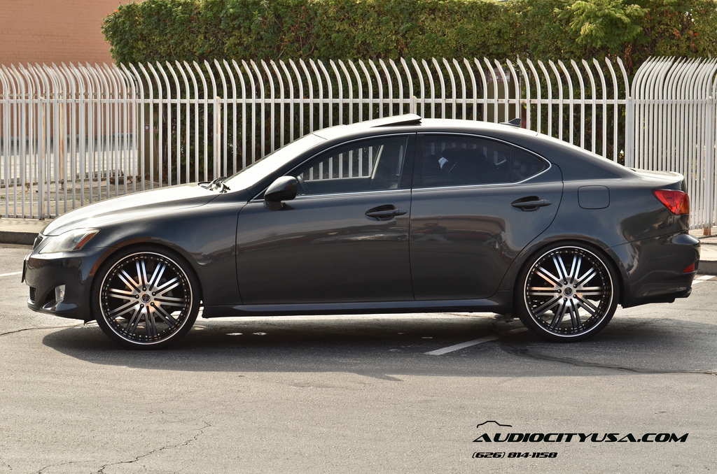 2007 Lexus IS 250 photo