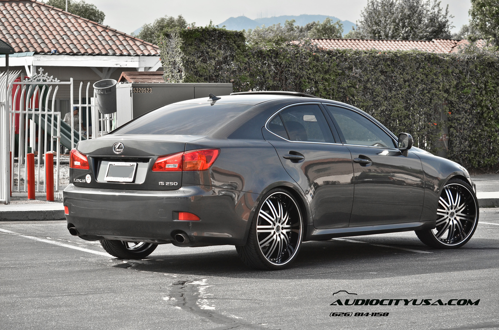 2007 Lexus IS 250 photo