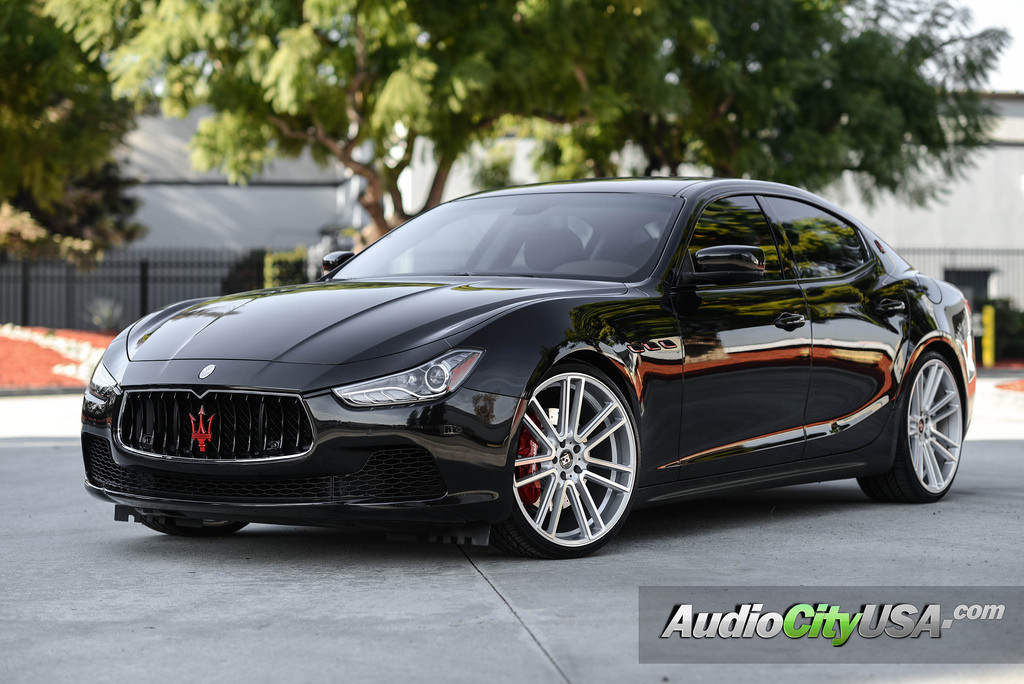 2016 Maserati Ghibli photo