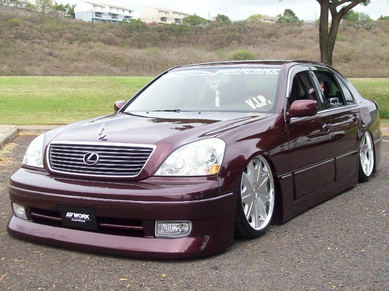 2001 Lexus LS 430 photo