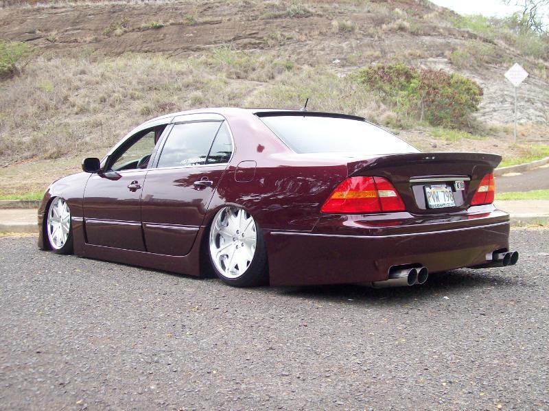 2001 Lexus LS 430 photo
