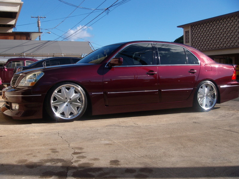 2001 Lexus LS 430 photo