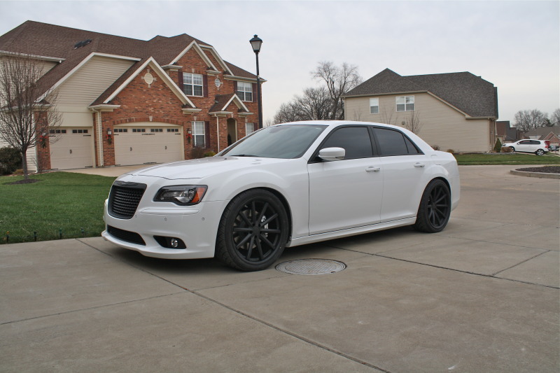 2012 Chrysler 300 photo
