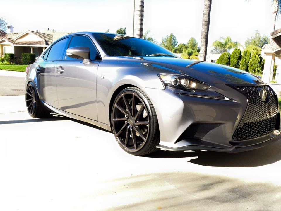 2015 Lexus IS 350 photo
