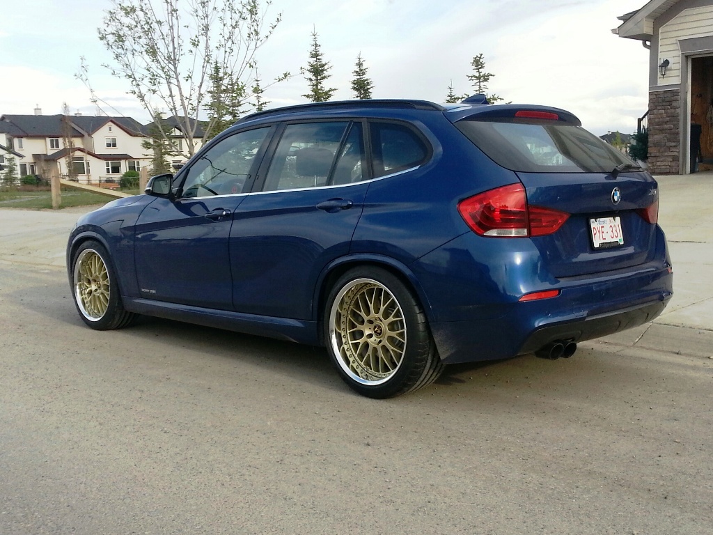 2013 BMW X1 photo