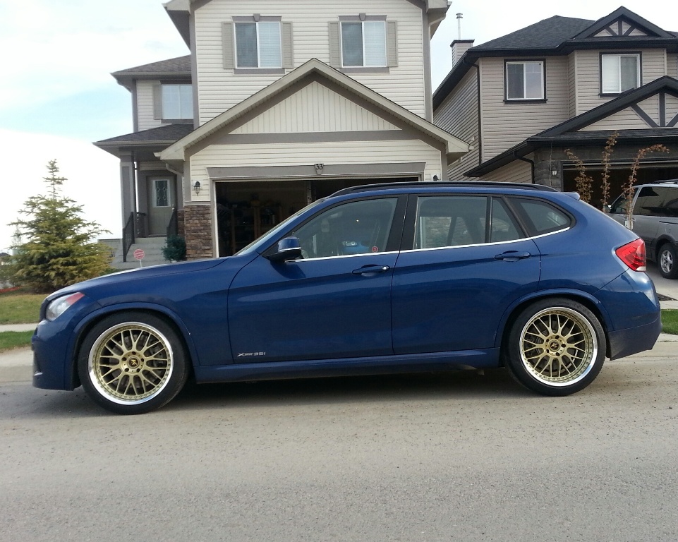 2013 BMW X1 photo