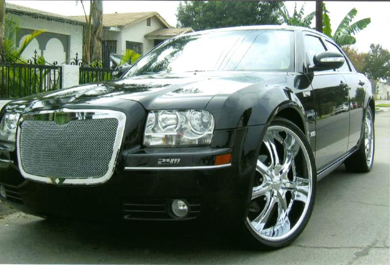 2005 Chrysler 300 photo