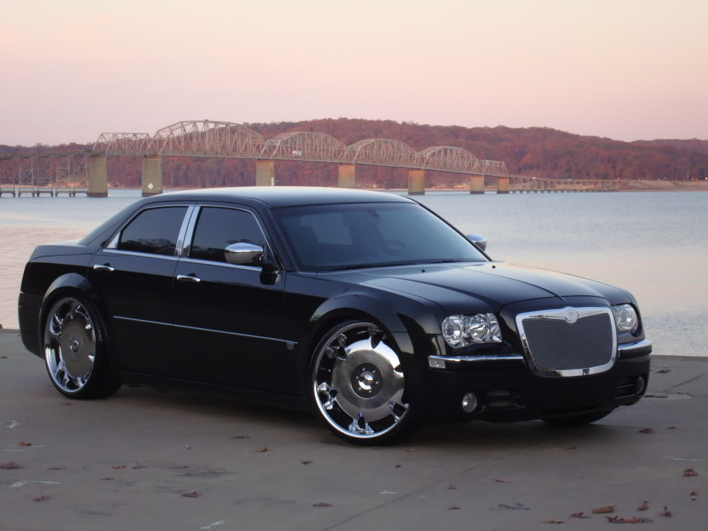 2012 Chrysler 300 photo