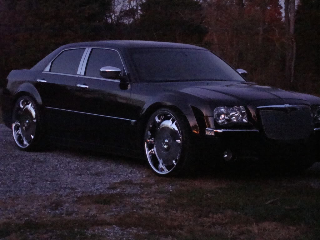 2012 Chrysler 300 photo