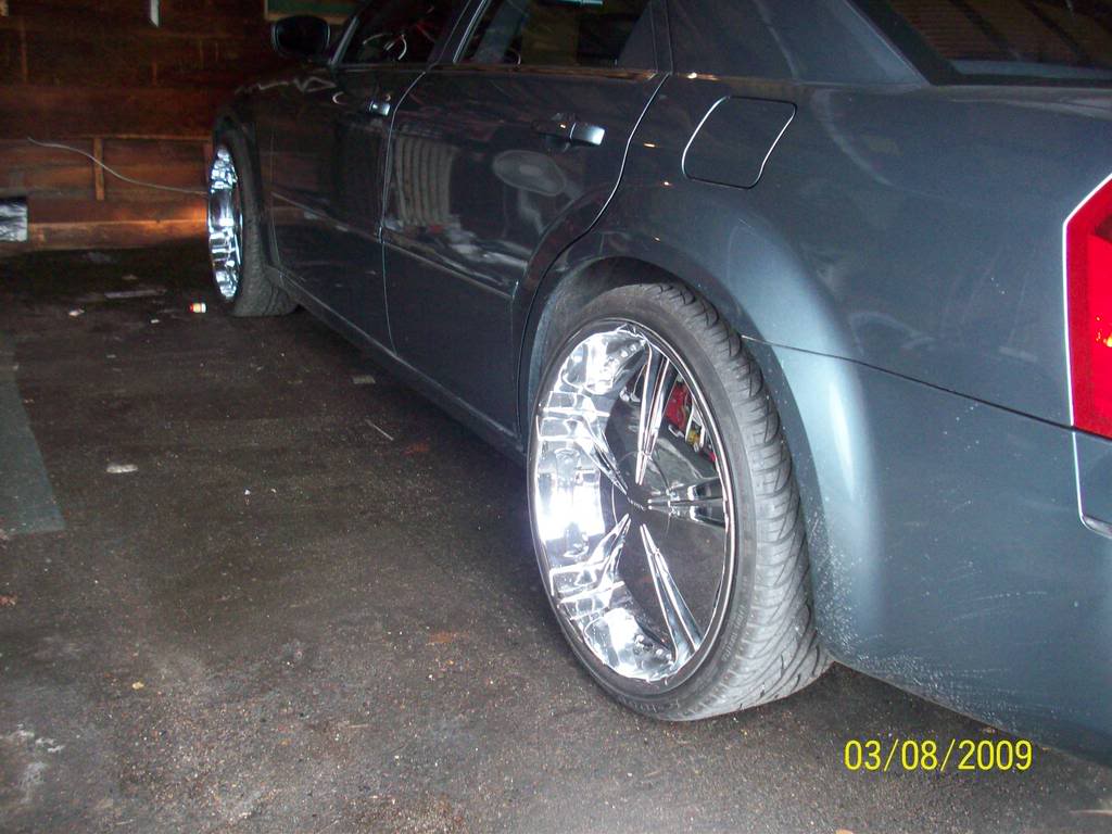 2005 Chrysler 300C photo