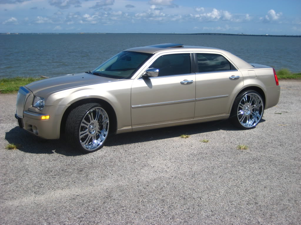 2009 Chrysler 300 photo