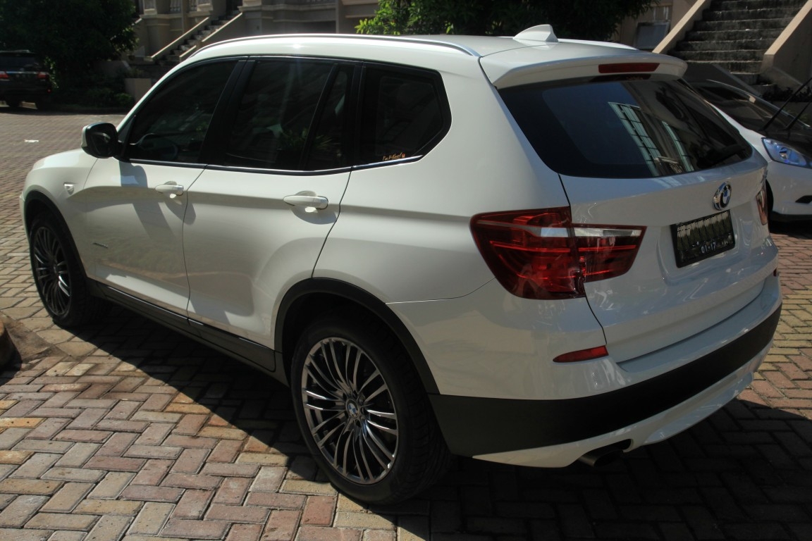 2011 BMW X3 photo