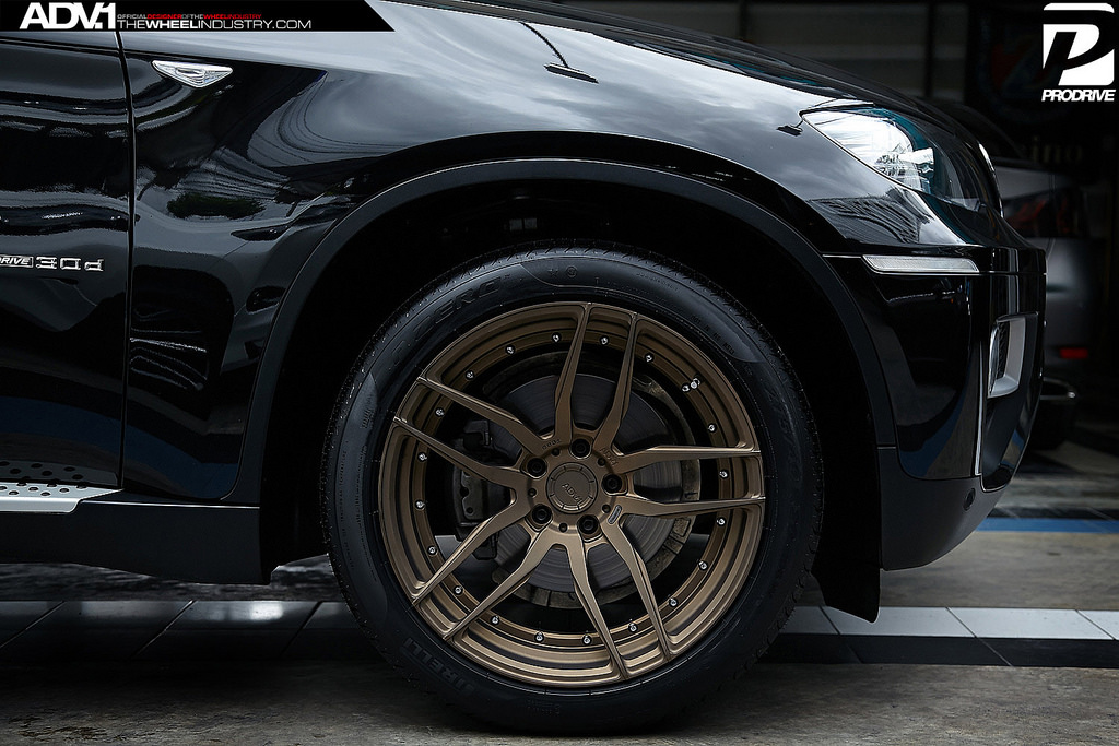2012 BMW X6 photo