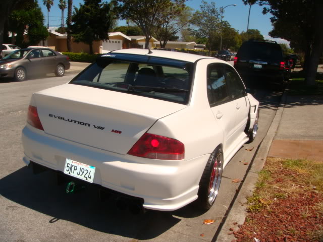 2005 Mitsubishi Lancer Evolution photo