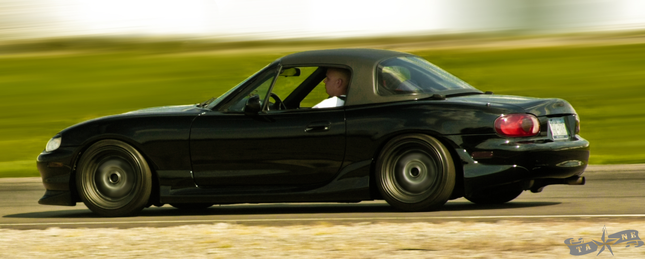 1999 Mazda MX-5 Miata photo