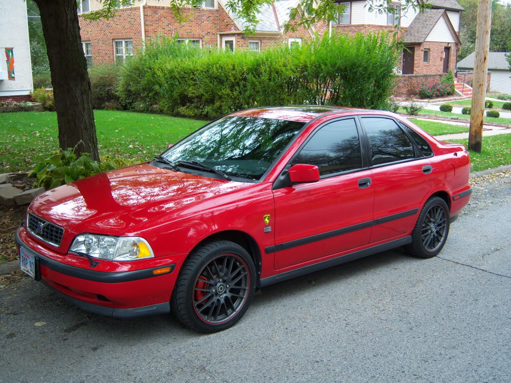 2000 Volvo S40 photo
