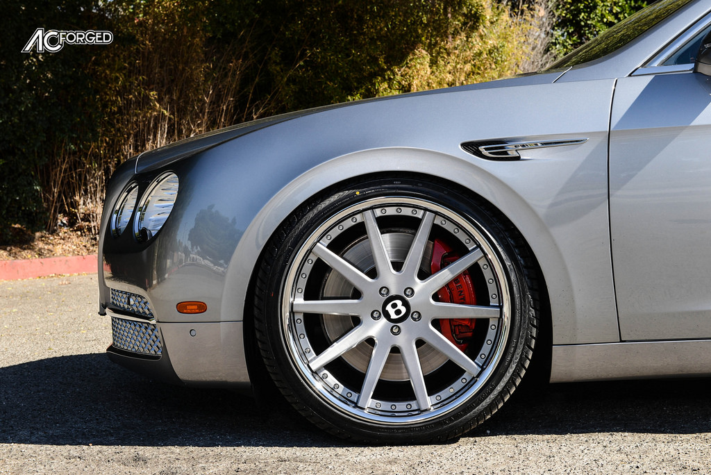 2015 Bentley Flying Spur photo