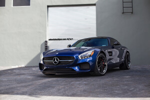 2016 Mercedes-Benz AMG GT
