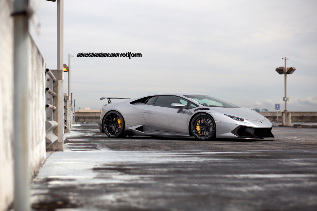 2015 Lamborghini Huracan photo