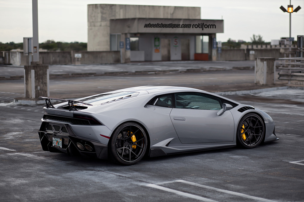 2015 Lamborghini Huracan photo