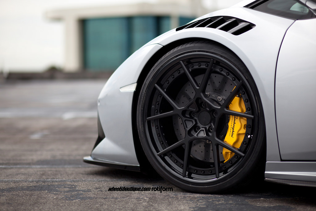 2015 Lamborghini Huracan photo