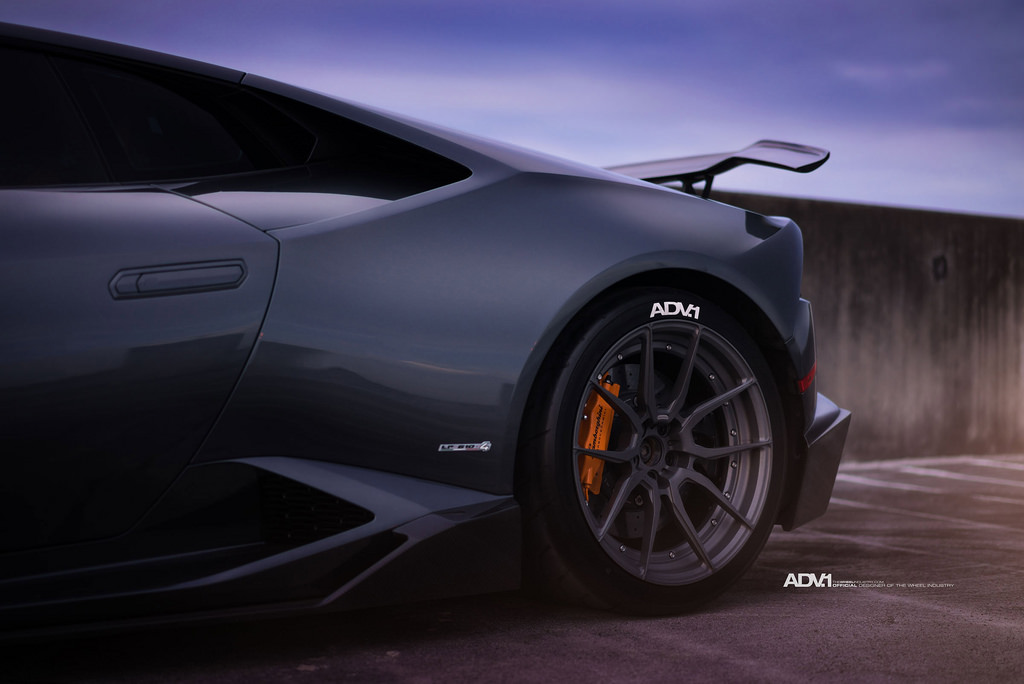 2016 Lamborghini Huracan photo