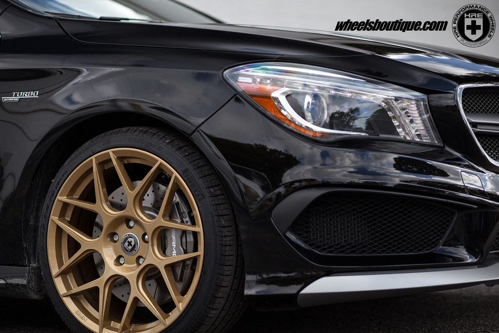 2015 Mercedes-Benz CLA-Class photo