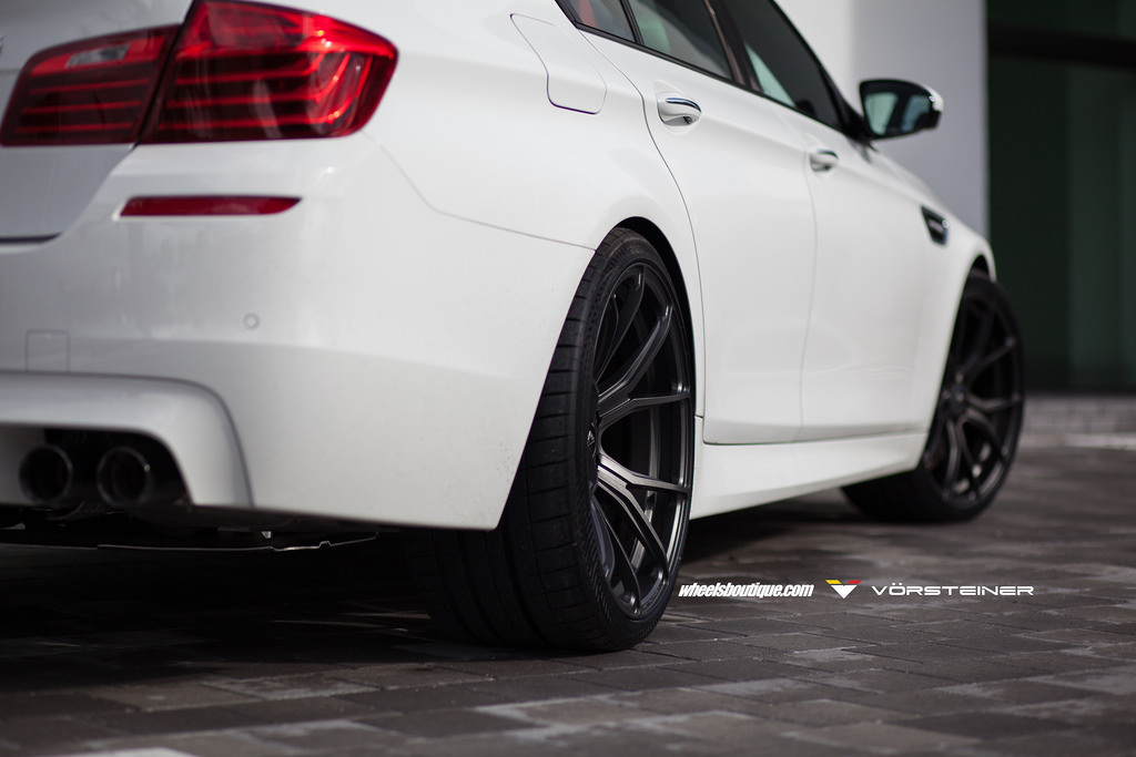 2015 BMW M5 photo