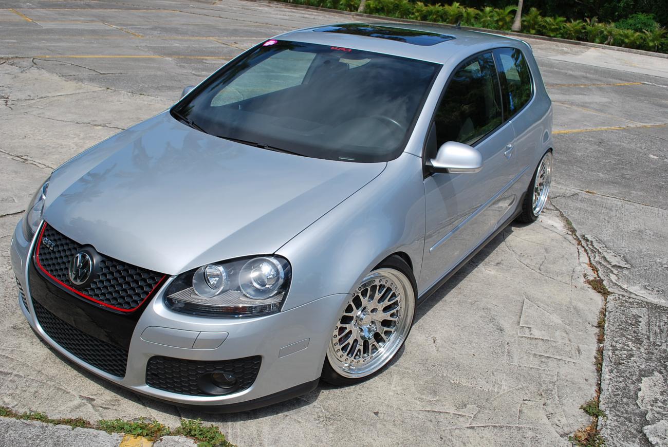 2007 Volkswagen Rabbit photo