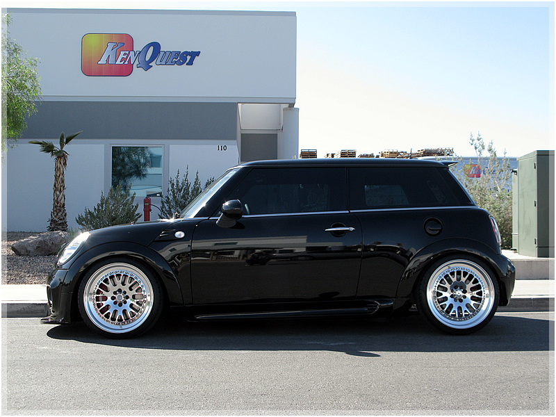 2009 MINI Cooper S photo
