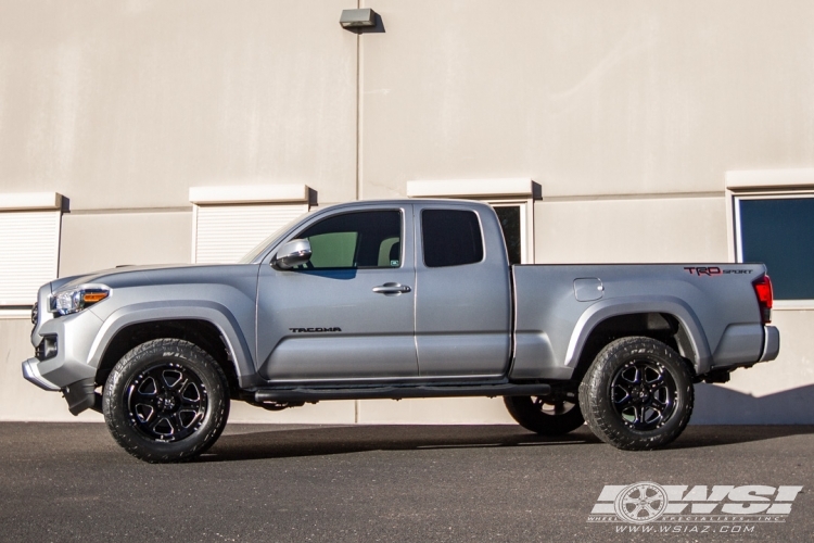 2016 Toyota Tacoma photo