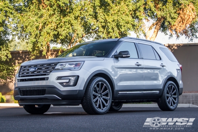 2016 Ford Explorer photo