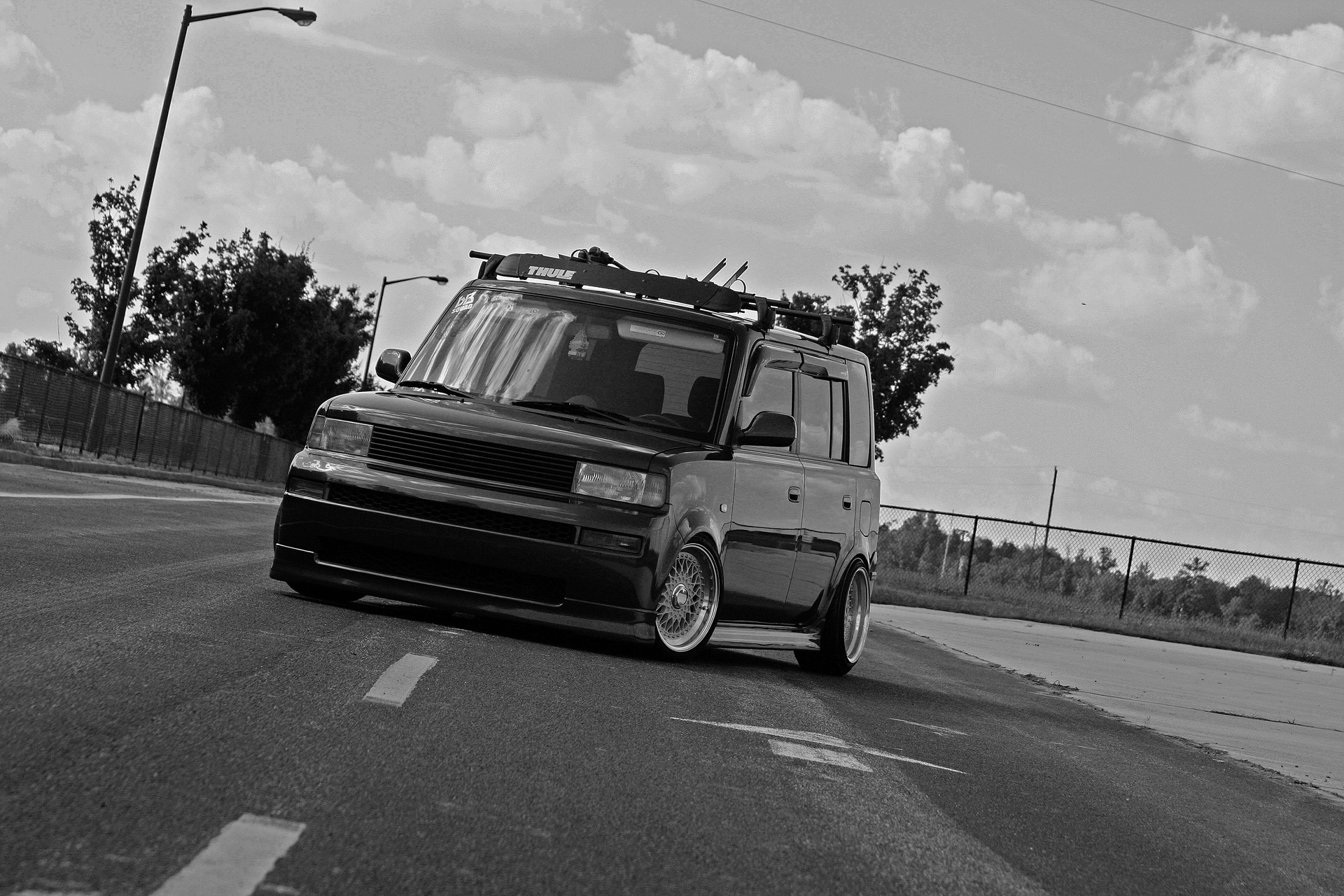 2005 Scion xB photo