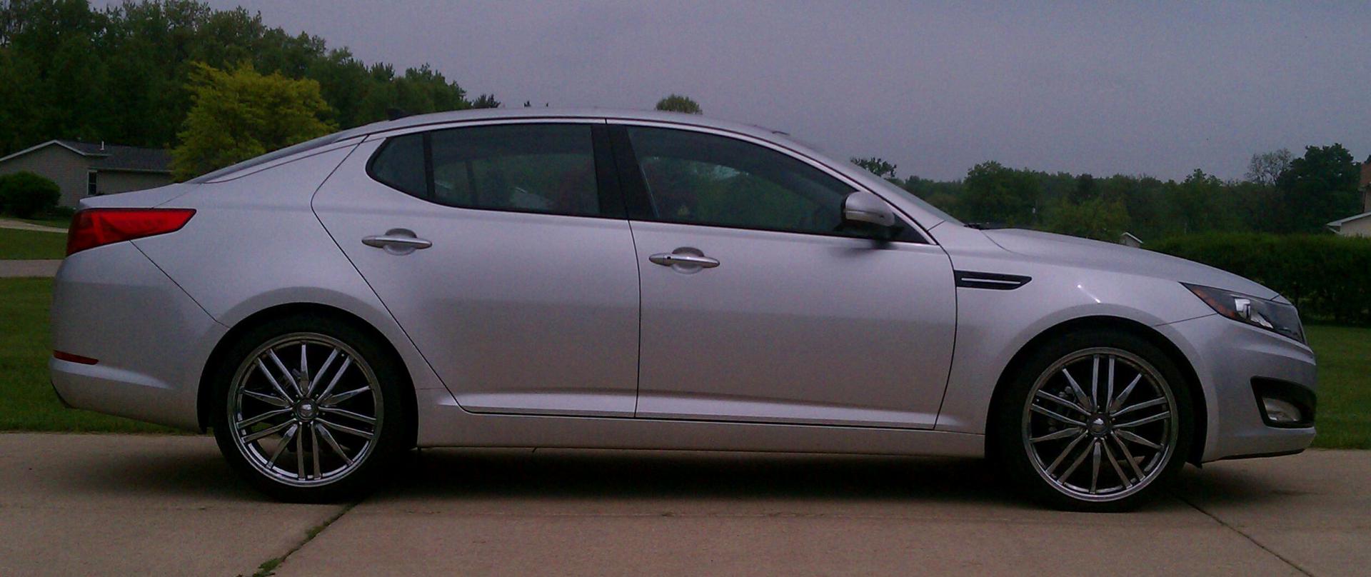2011 Kia Optima photo