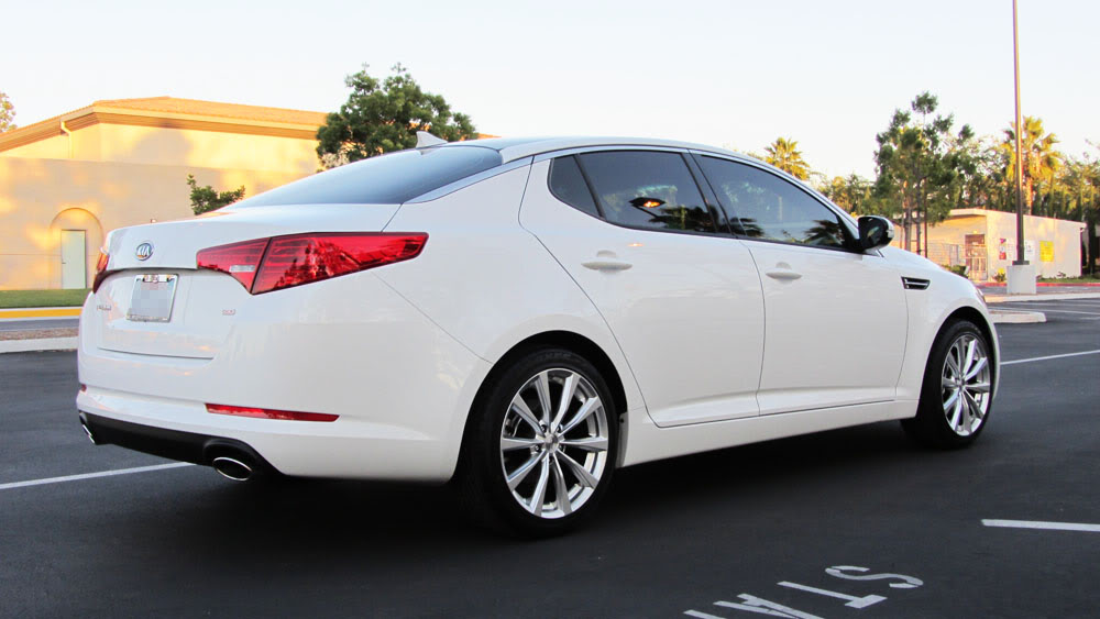 2011 Kia Optima photo
