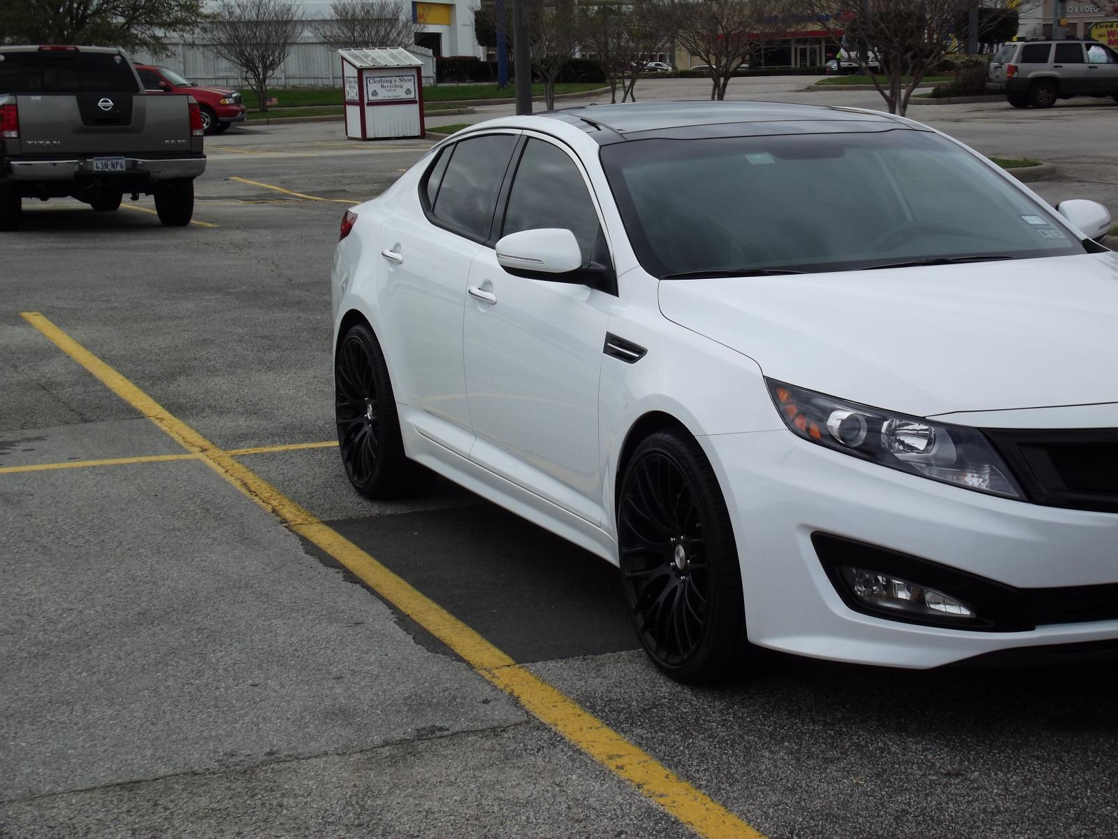2011 Kia Optima photo