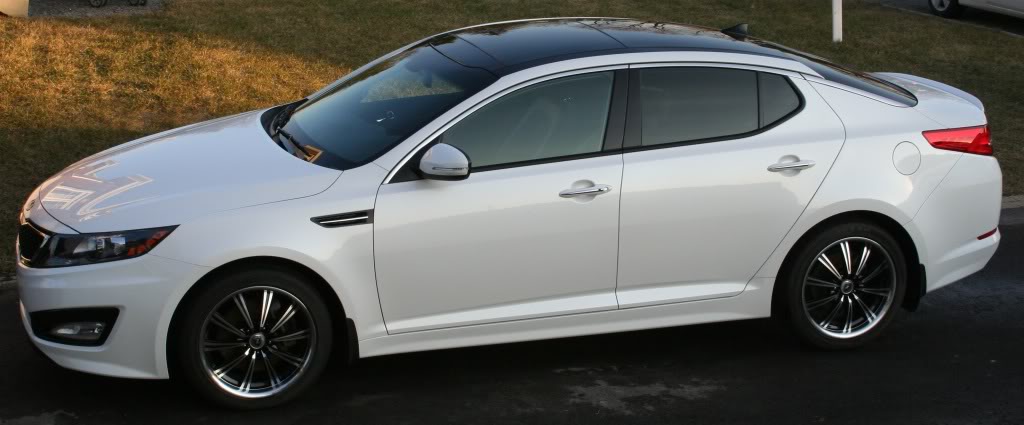 2011 Kia Optima photo