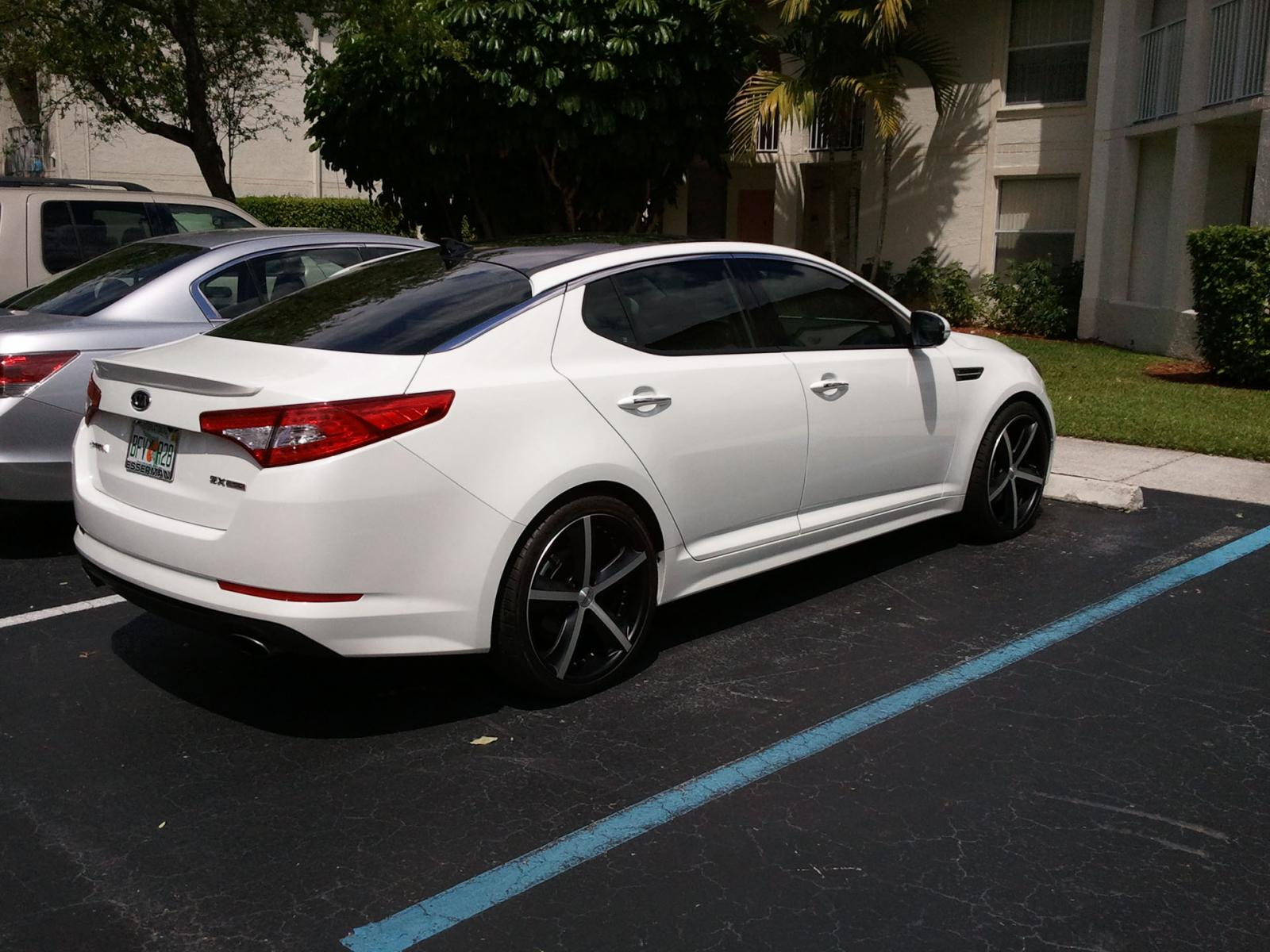 2012 Kia Optima photo