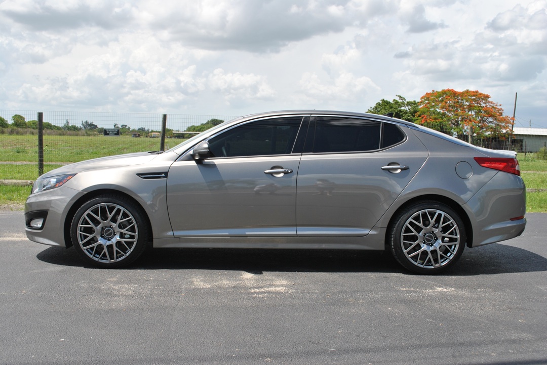 2012 Kia Optima photo