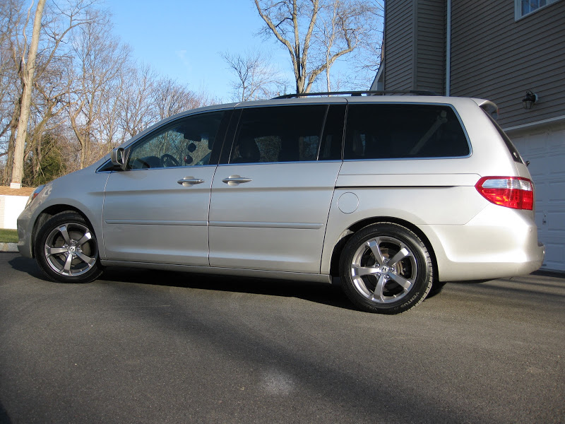 2005 Honda Odyssey photo
