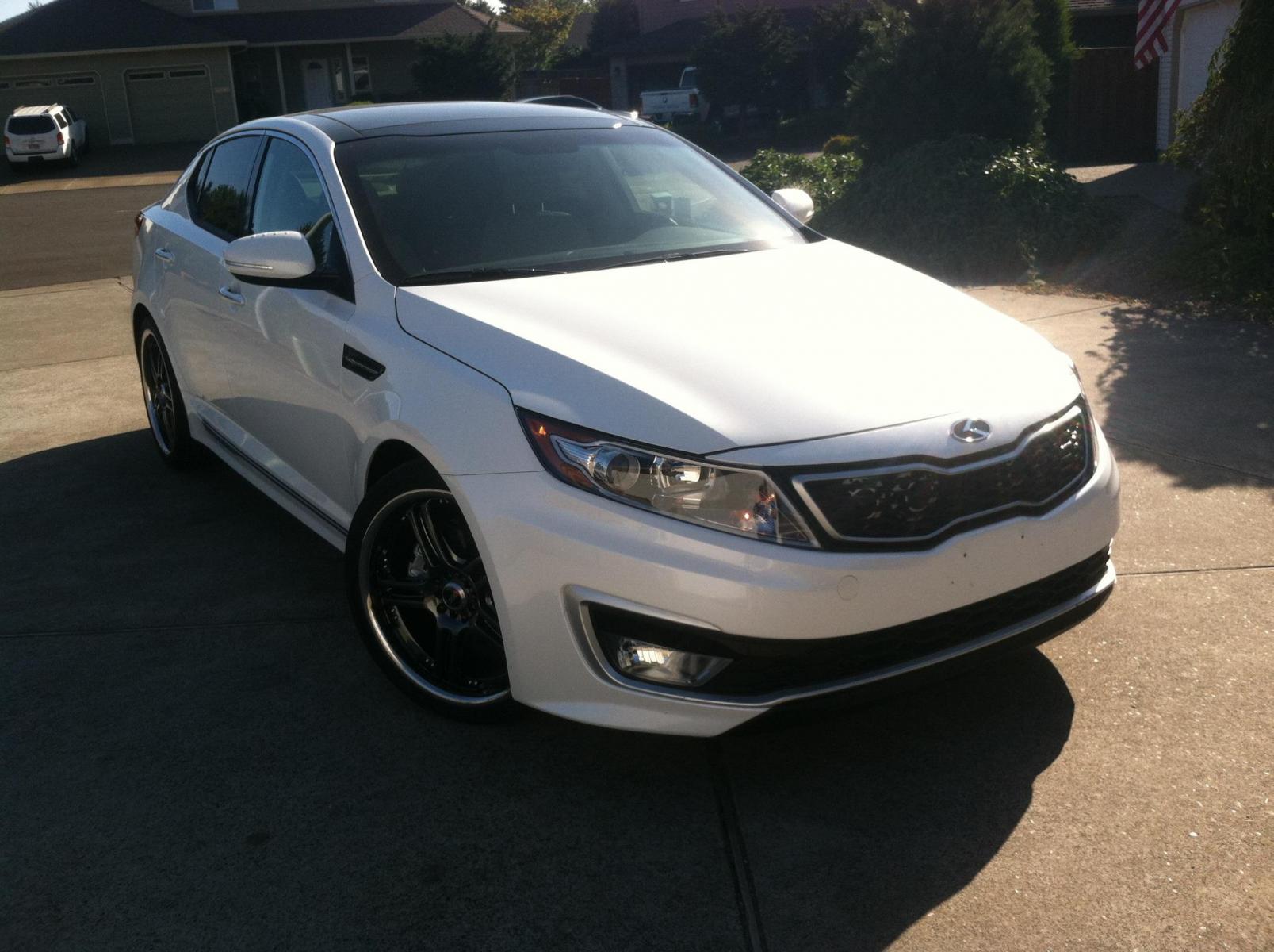 2012 Kia Optima photo